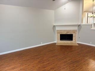 Building Photo - 1912 Oak Hollow Dr