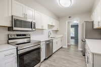 Interior Photo - Villas on Briarcliff