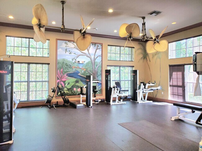 Building Photo - 1000 Scotia Dr