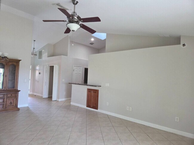 Building Photo - 2304 Palm Key Ct