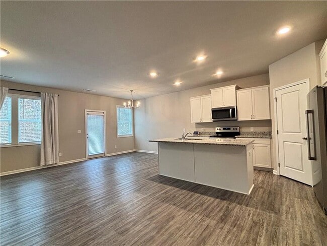 Building Photo - 111 Millers Ln