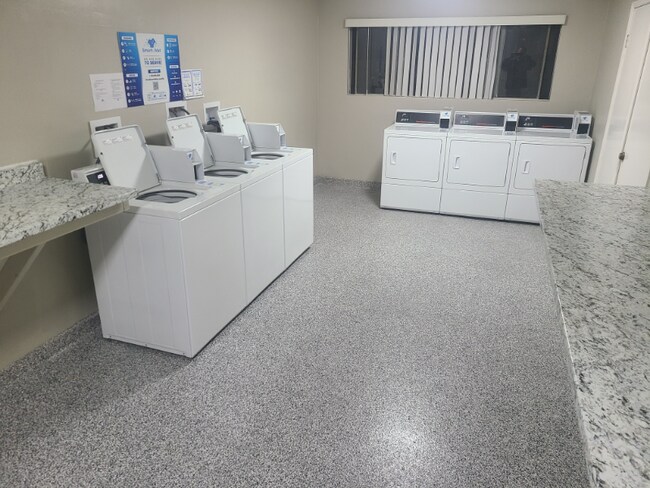 Building Photo - 11153 Ferina St