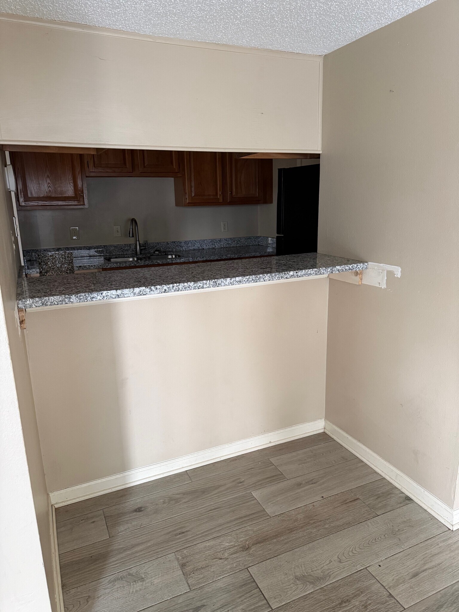 Building Photo - 1707 S Brightside View Dr