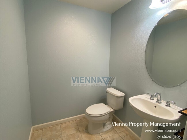Building Photo - 3301 Leiper Loop