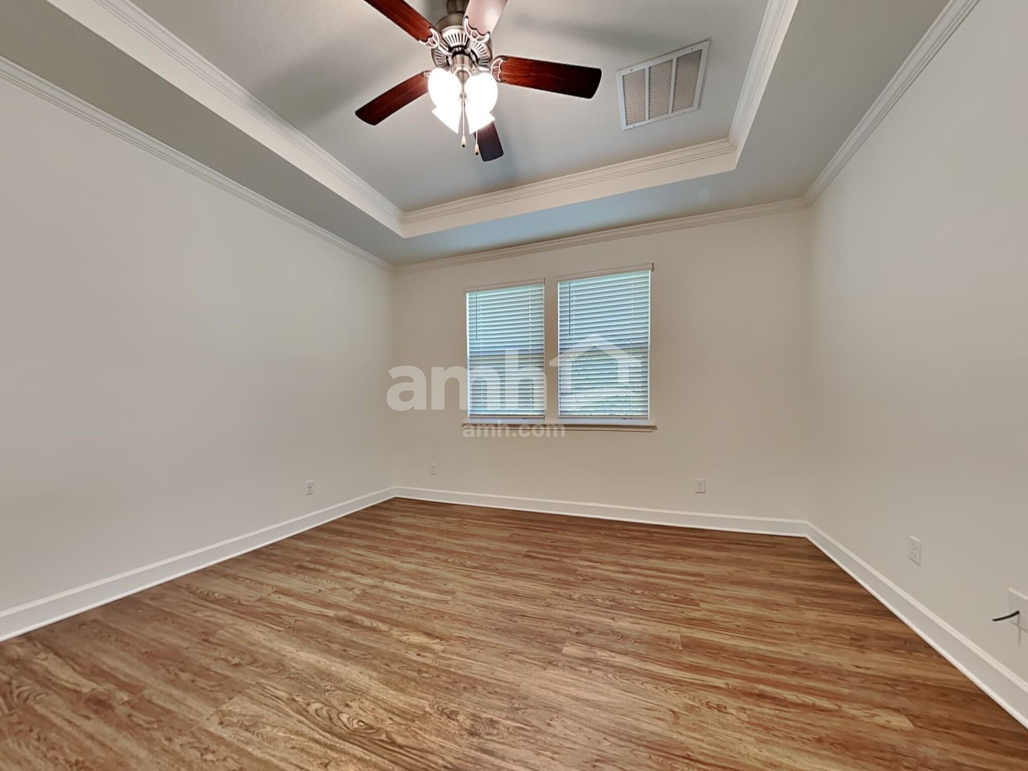 Building Photo - 467 Sandstone Dr