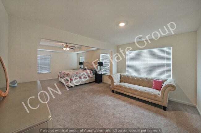 Building Photo - 5/4 home in INDEPENDENCE COMMUNITY