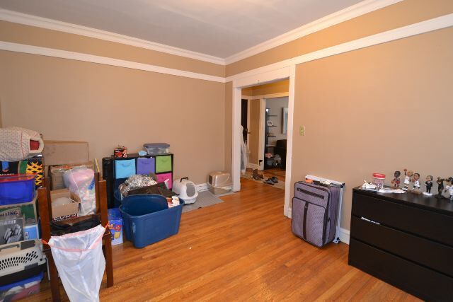 Building Photo - 5023 N Winchester Ave