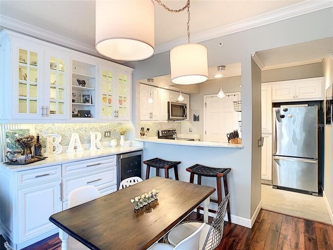 Building Photo - 322 E Central Blvd