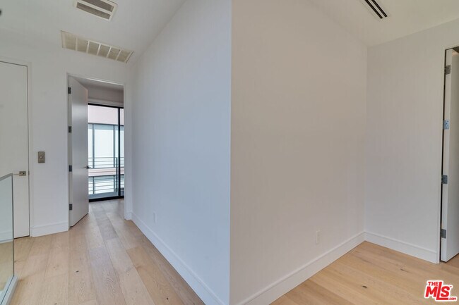 Building Photo - 11347 Mississippi Ave