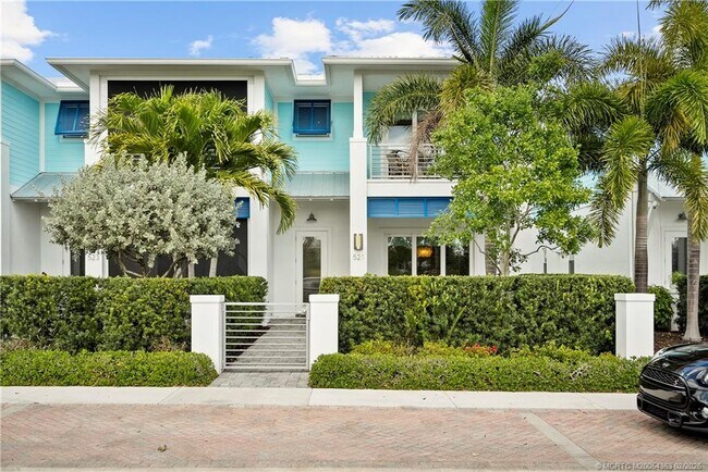 Building Photo - 521 SW Ocean Blvd