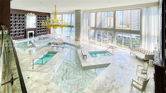 Building Photo - 475 Brickell Ave