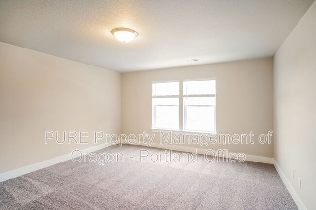 Building Photo - 1788 NE Gilbert Ln