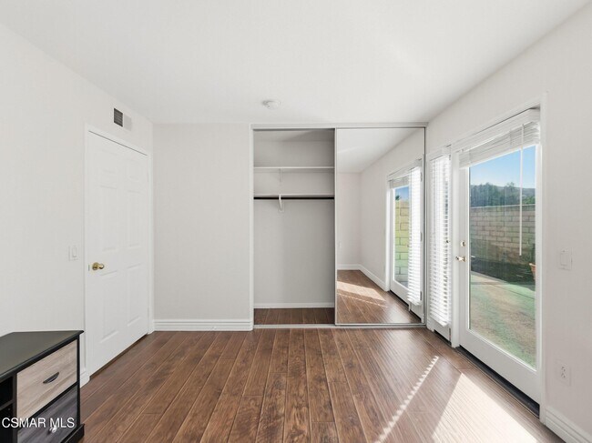 Building Photo - 1698 Ramona Dr