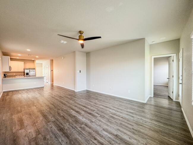 Building Photo - 13019 Heathers Elm