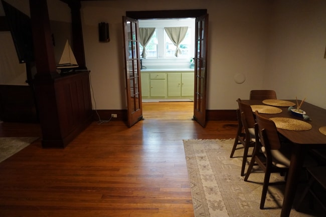 Building Photo - 2120 Reynolds St