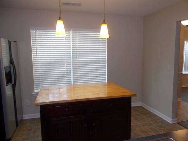 Building Photo - 15502 Carrington Ridge Dr