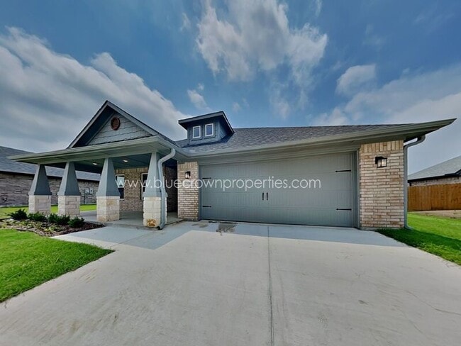 Primary Photo - 2108 Gabriel Dr