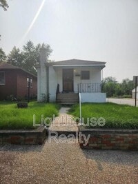 Building Photo - 2700 Jefferson St