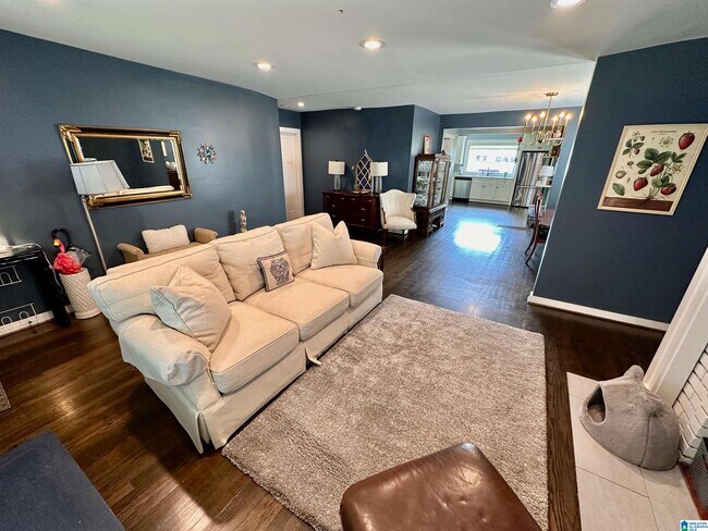 Building Photo - 5405 5th Ct S
