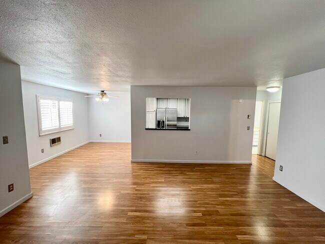 Building Photo - 1538 Alma Ter