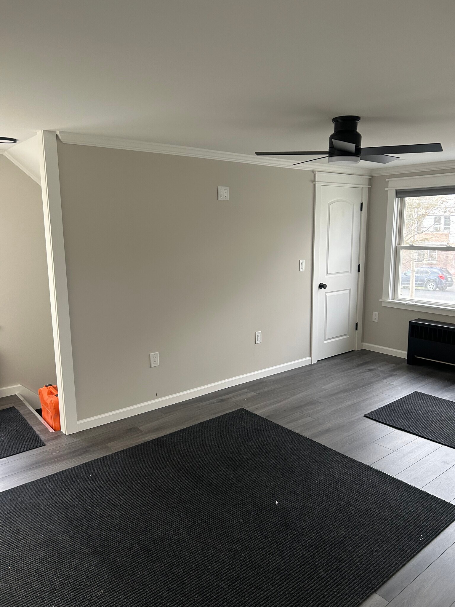 Living room - 14 Ferrara Ave