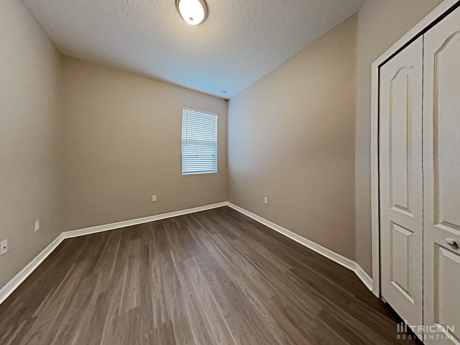 Building Photo - 3273 Zander Dr