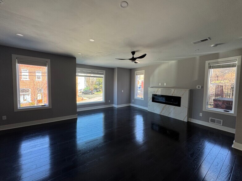 Building Photo - 3115 Brereton St