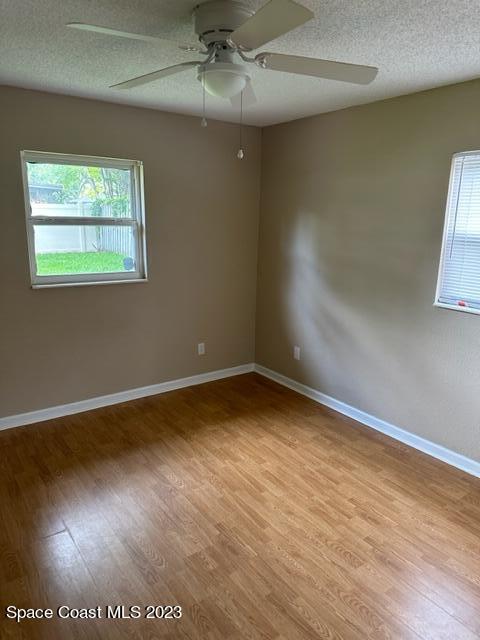 Building Photo - 1105 Santa Cruz Ave