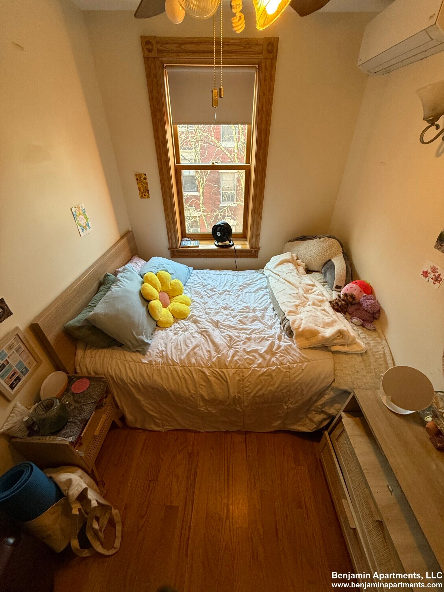 Building Photo - 46 Garden St