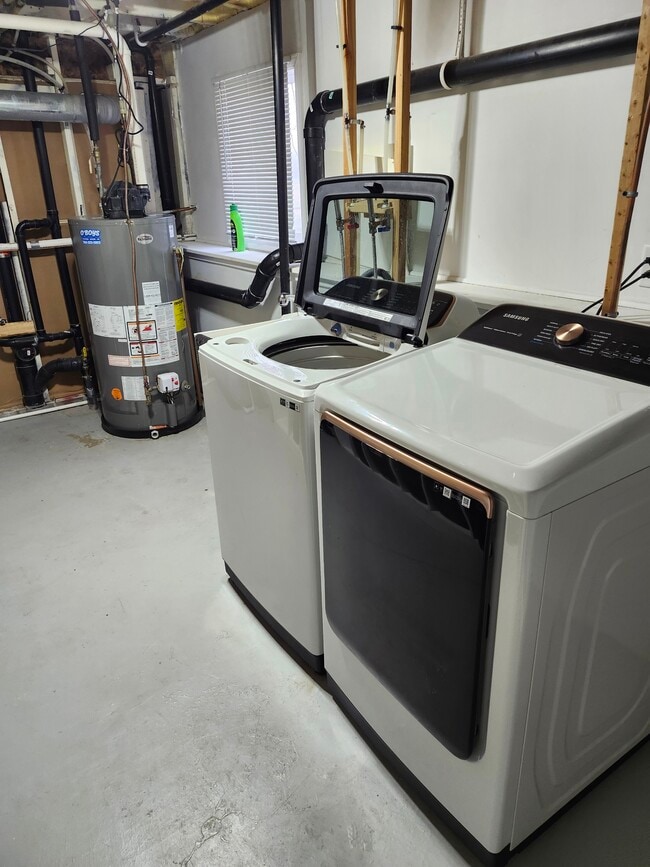 Building Photo - 7211 Camden Ave N