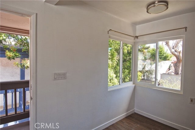Building Photo - 1446 Manhattan Beach Blvd