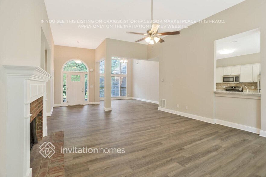 Building Photo - 3209 Summer Stream Ln