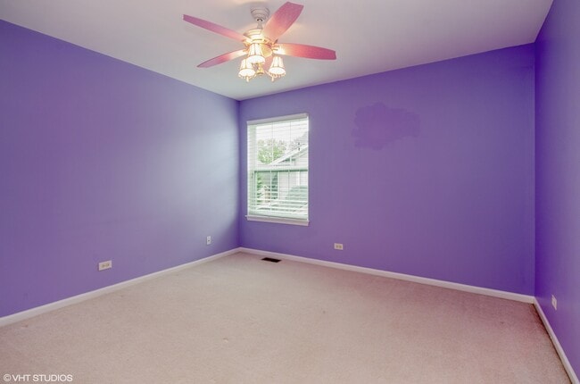 Building Photo - 285 Seaton Ct