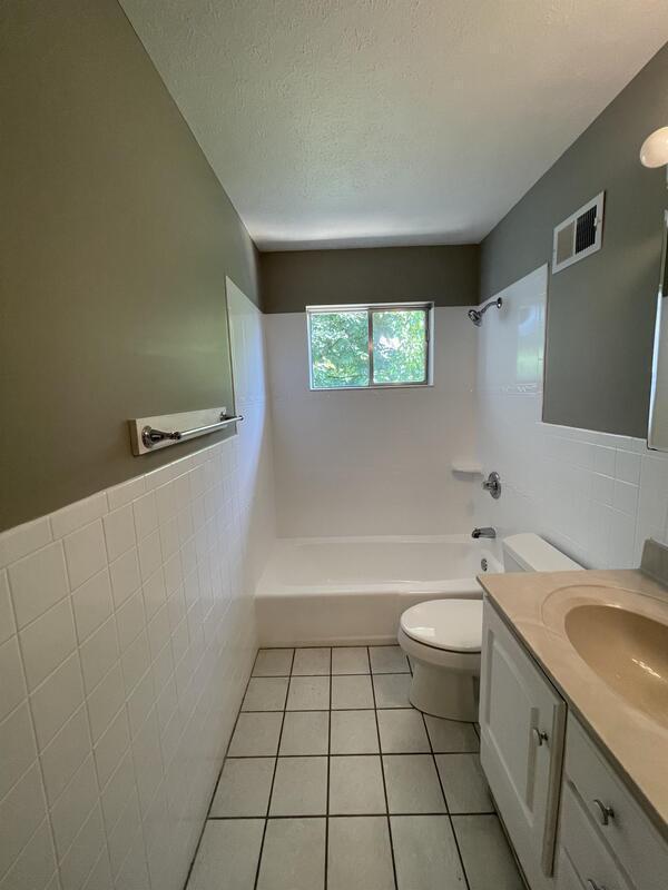 Building Photo - 2519 Steeplechase Dr