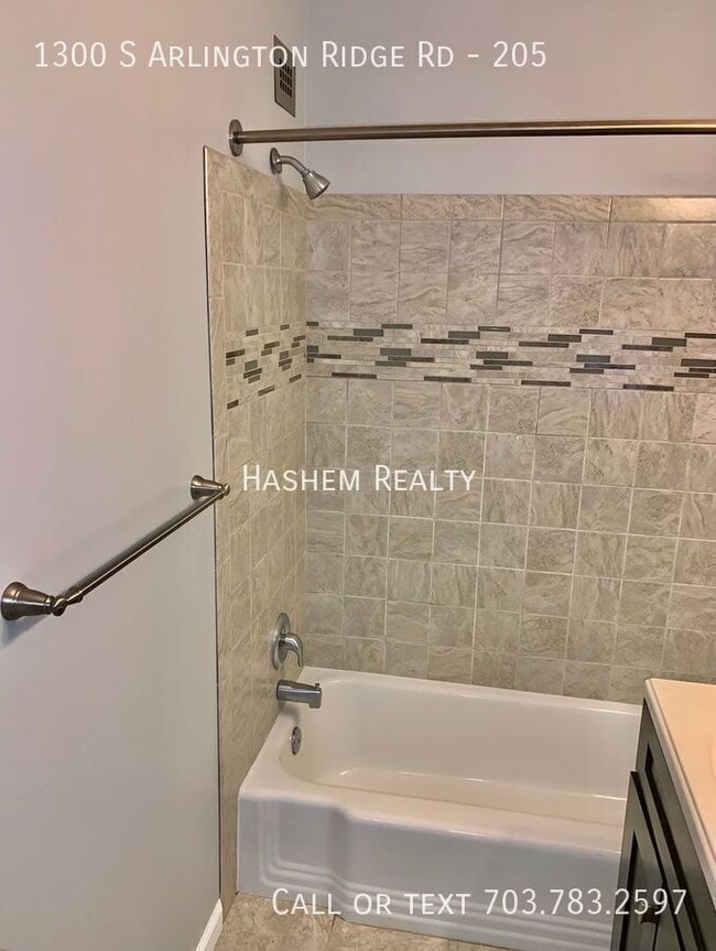 Building Photo - 1300 S Arlington Ridge Rd