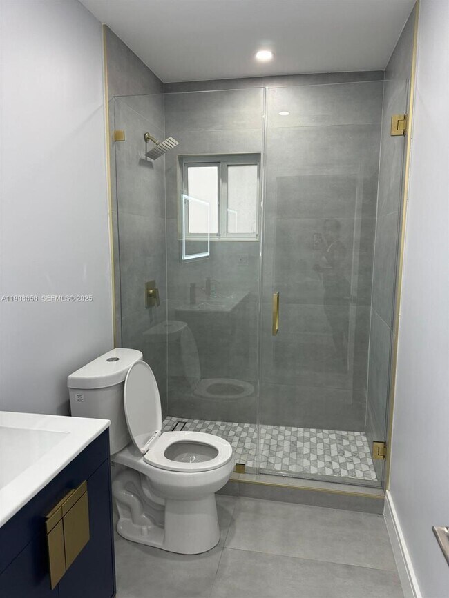 Building Photo - 1230 NW 70th St