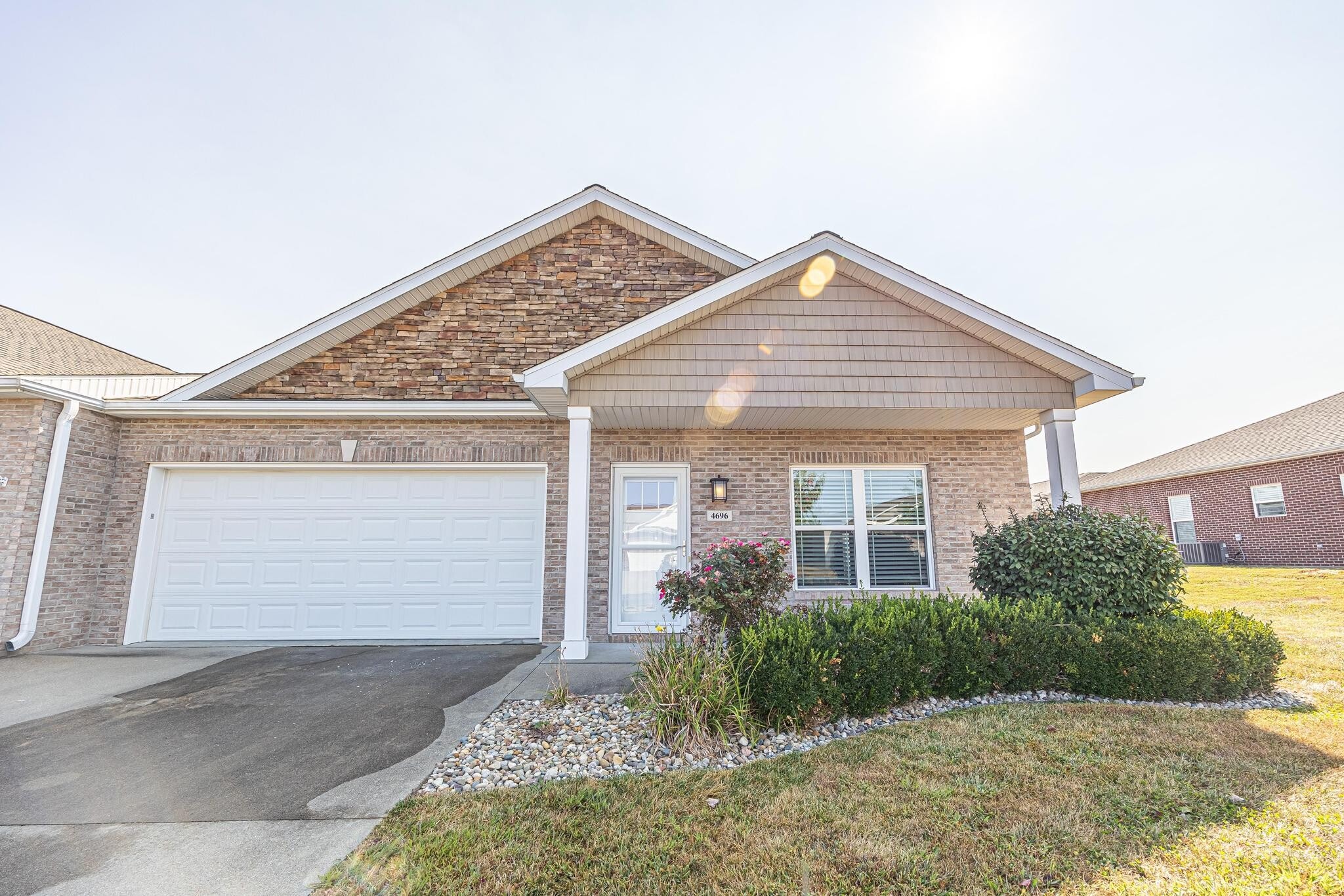 Building Photo - 4463 Downey St