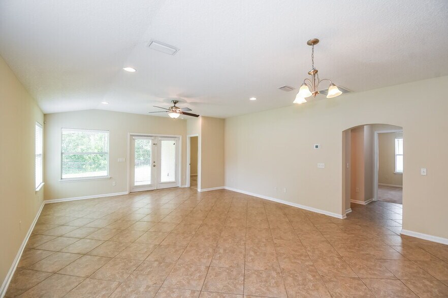 Building Photo - 71 Stirlingshire Ct