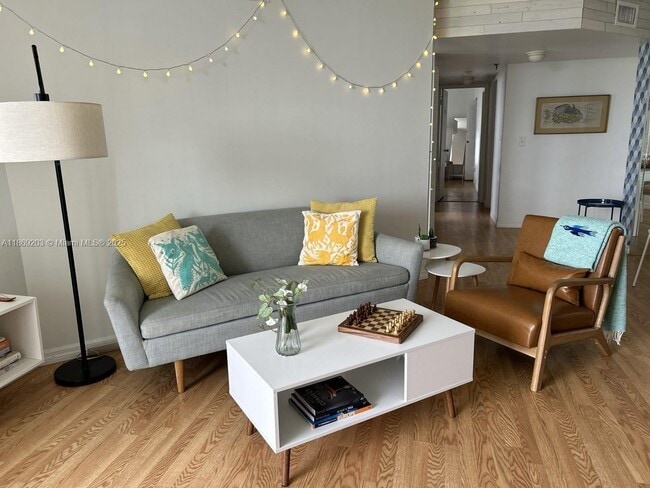 Building Photo - 5880 Collins Ave