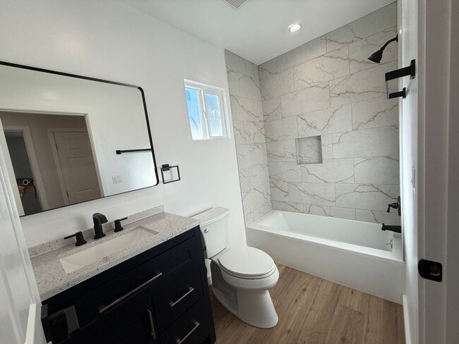 Building Photo - Prime Sylmar 2/2 brand new home