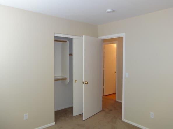 Building Photo - 2057 S 155th Dr