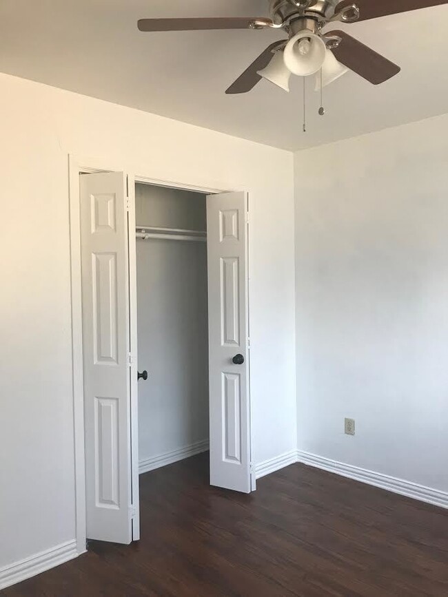 Building Photo - Attractive 3 bed / 2 bath family home