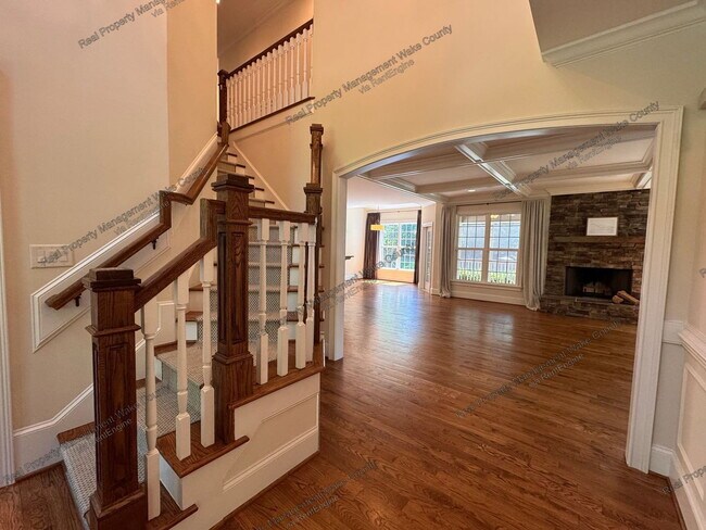 Building Photo - 3353 Cheswick Dr