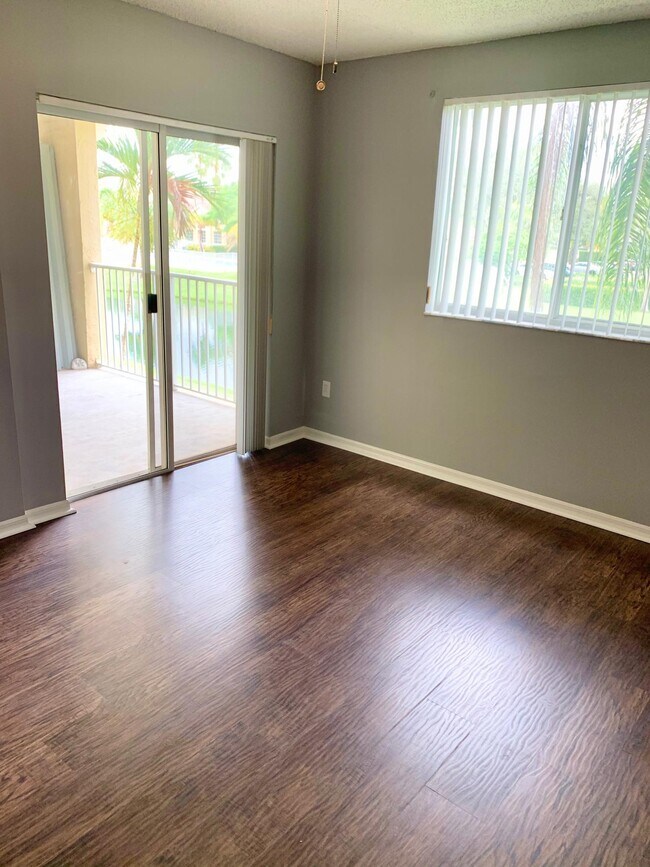 Building Photo - 2600 S University Dr