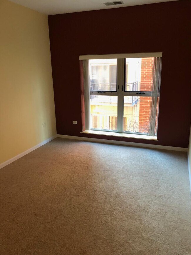 Bedroom - 1236 Chicago Ave