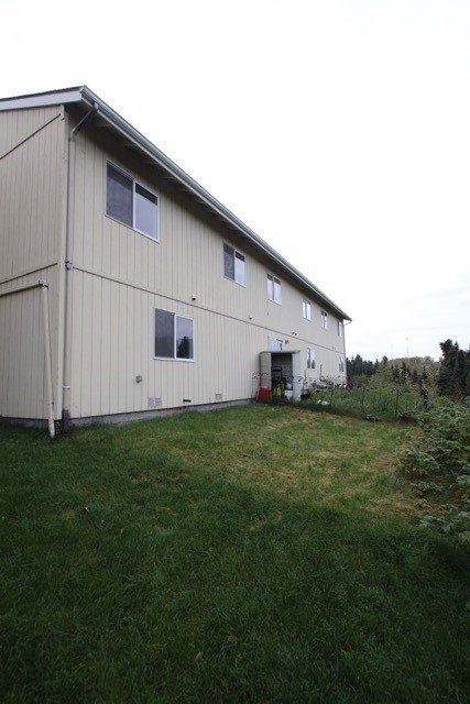 Building Photo - 3 Bedroom Eagle River Condo w/ Easy Highwa...