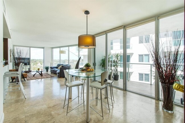 Building Photo - 6305 Indian Creek Dr