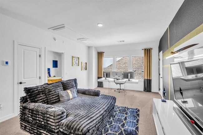 Building Photo - 13520 Leeward Edge Dr