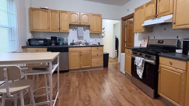 Building Photo - 26 Darling St