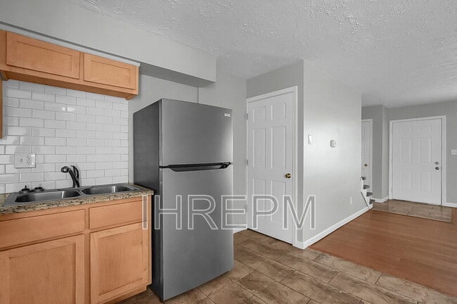 Building Photo - 3072 Morsetown Ct S